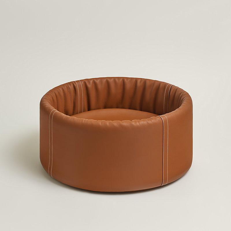 犬用バスケット 《パタプフ》 M | Hermès - エルメス-公式サイト